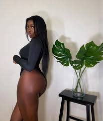 İzmit Escort Miya Egzotik Esmer İnce Fizik ve Cimcif Deneyimi