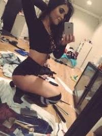 İzmit Gizli Escort Kendi Evimde 24 Yaşında Sert Seven ve Fit Bayan